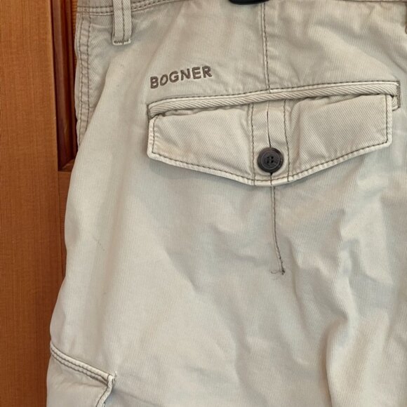 PRICED TO SELL - See Description for details -- MEN'S Bogner Cargo Shorts - Picture 9 of 12